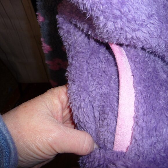 Grace & Emma - Half Zip Sherpa, Mixed Material Pullover - Lilac, Pink, Grey - 2x - Picture 8 of 8